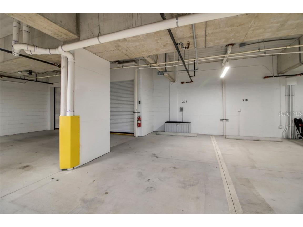 1558 4th Street #208 Sarasota FL 34236 A4673640 image38