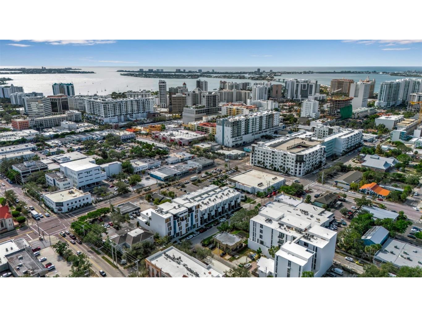 1558 4th Street #208 Sarasota FL 34236 A4673640 image39