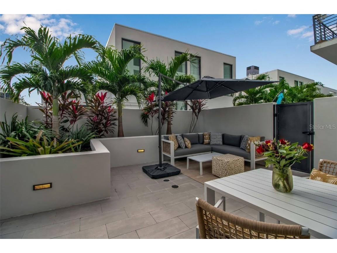 1558 4th Street #208 Sarasota FL 34236 A4673640 image9