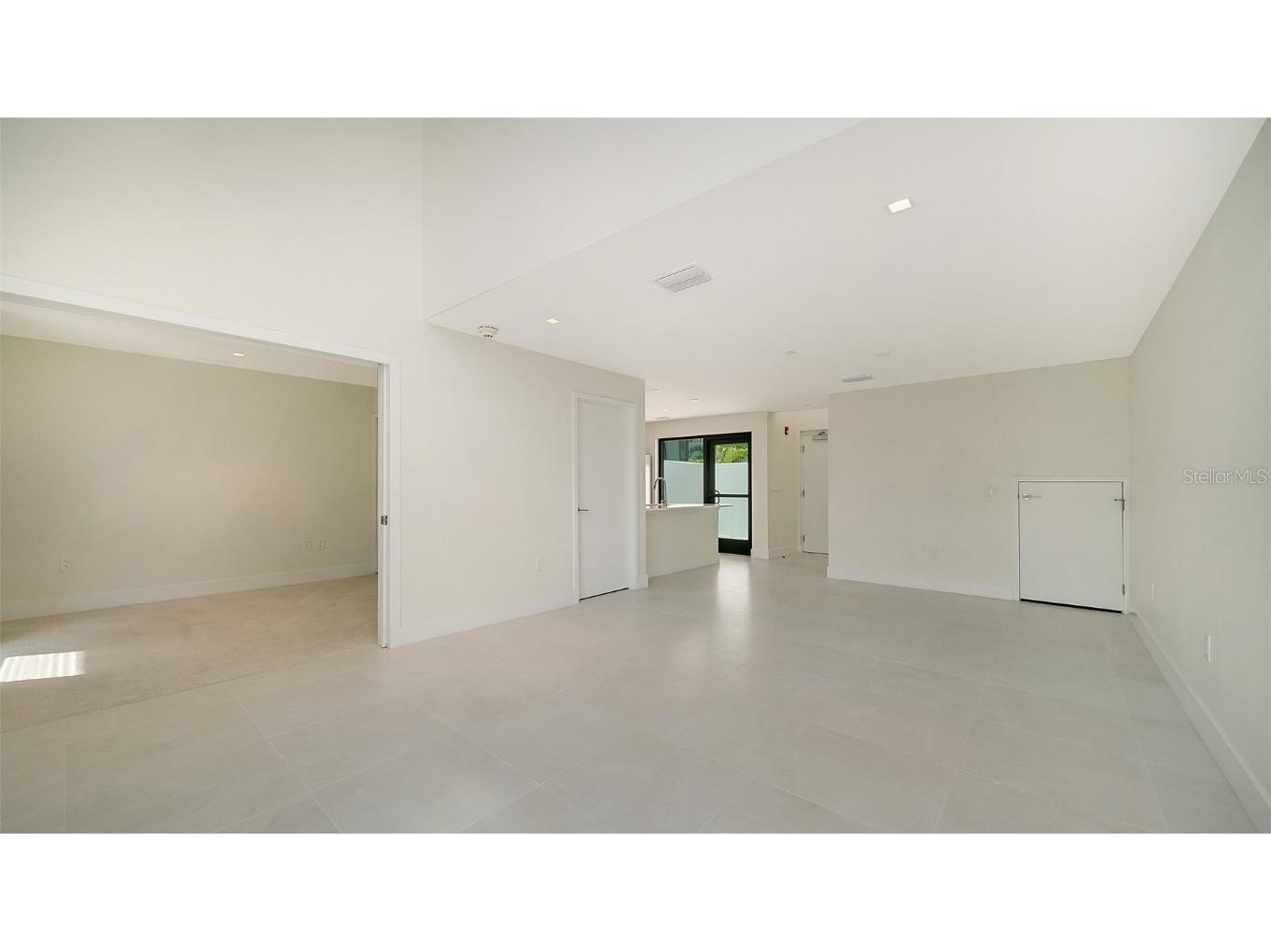 1558 4th Street #210 Sarasota FL 34236 A4671771 image13