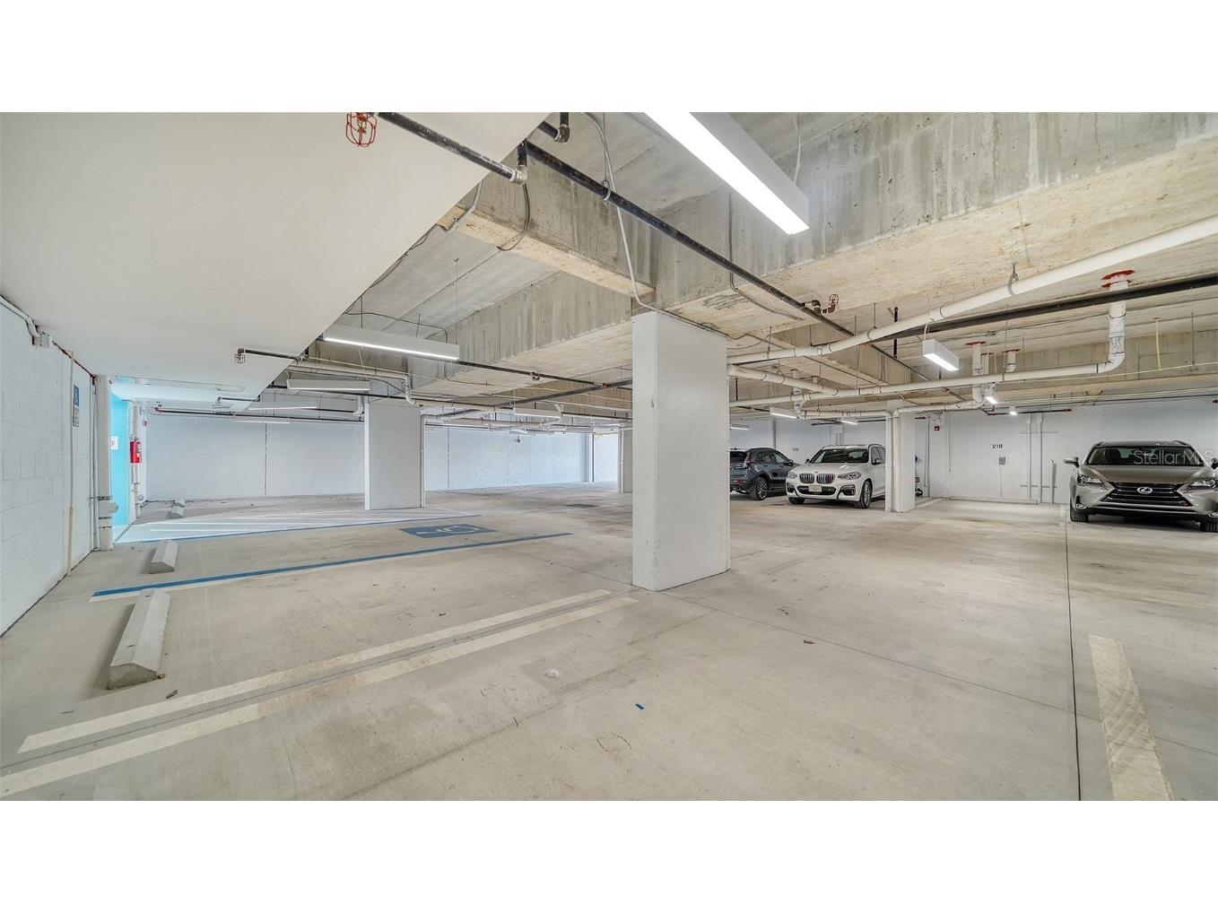 1558 4th Street #210 Sarasota FL 34236 A4671771 image31