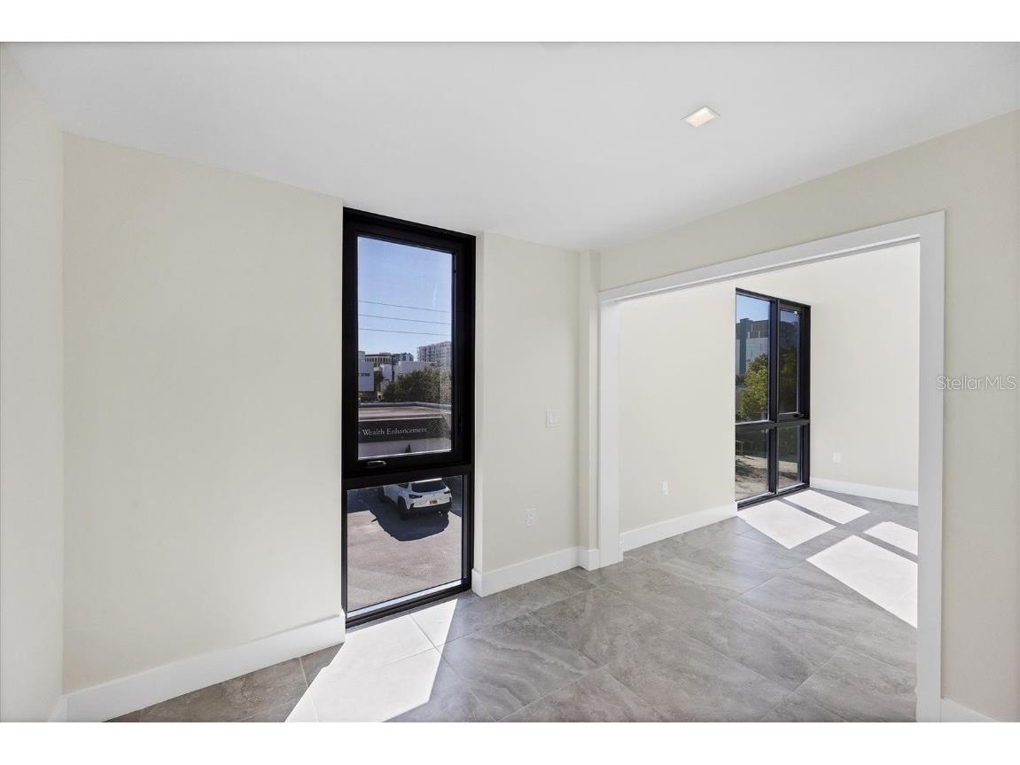 1558 4th Street #216 Sarasota FL 34236 A4665163 image13