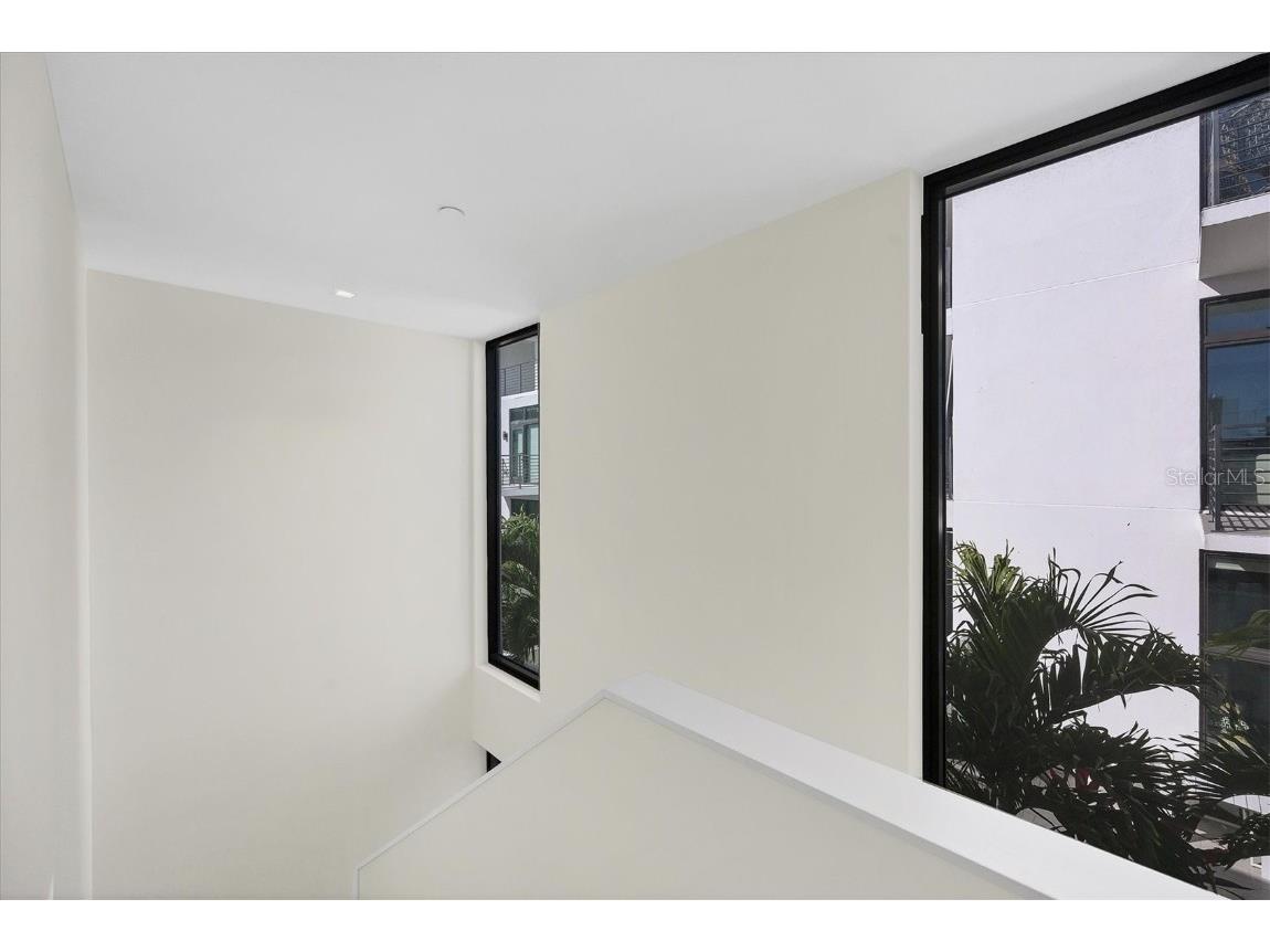 1558 4th Street #216 Sarasota FL 34236 A4665163 image17