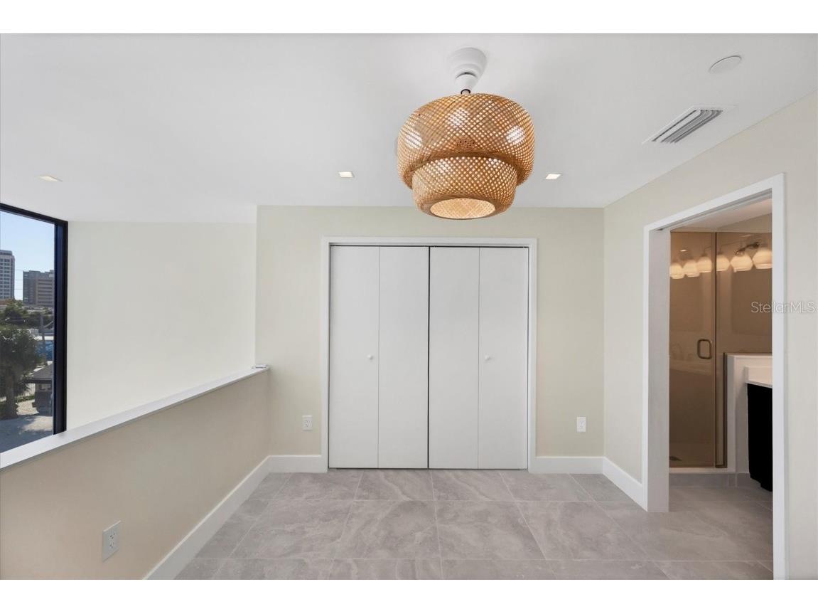 1558 4th Street #216 Sarasota FL 34236 A4665163 image19