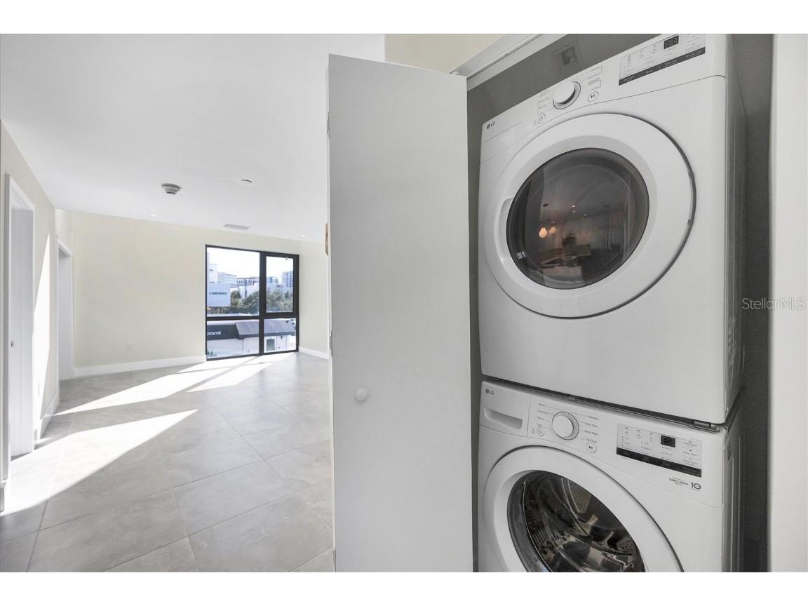 1558 4th Street #216 Sarasota FL 34236 A4665163 image25