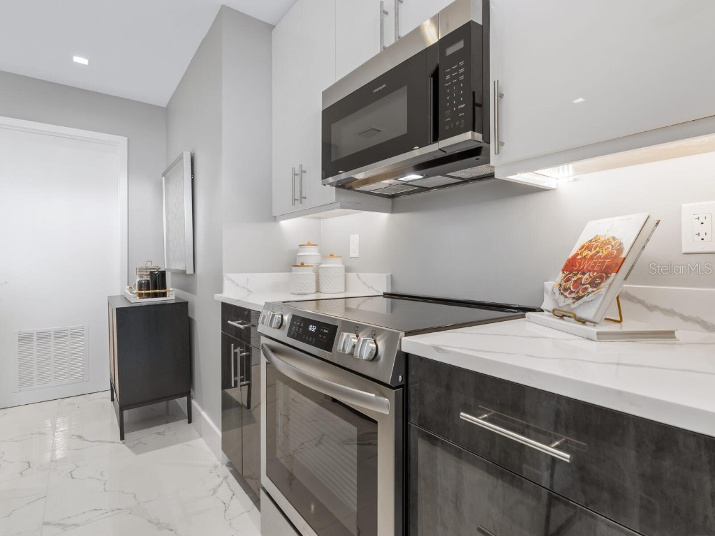 1558 4th Street #406 Sarasota FL 34236 A4524969 image12