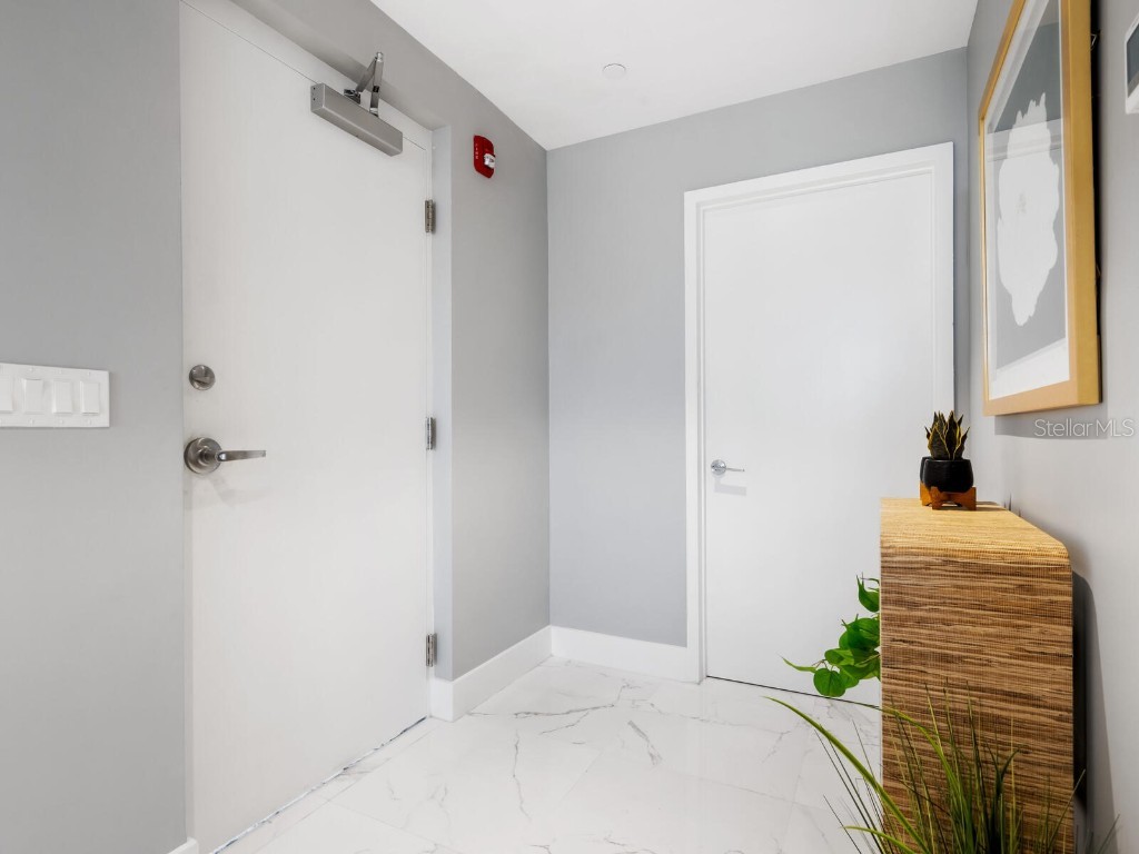 1558 4th Street #406 Sarasota FL 34236 A4524969 image15