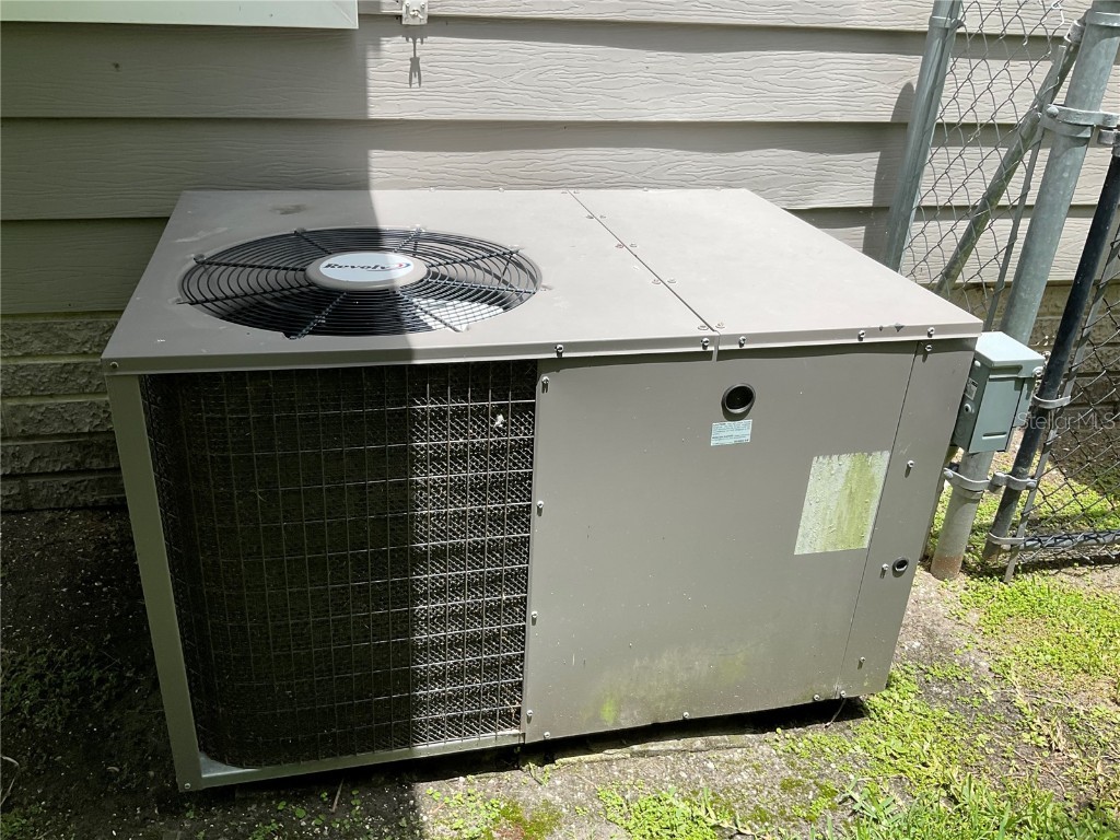 1558 Chobee Street Okeechobee FL 34974 - LAKE OKEECHOBEE OK225360 image10