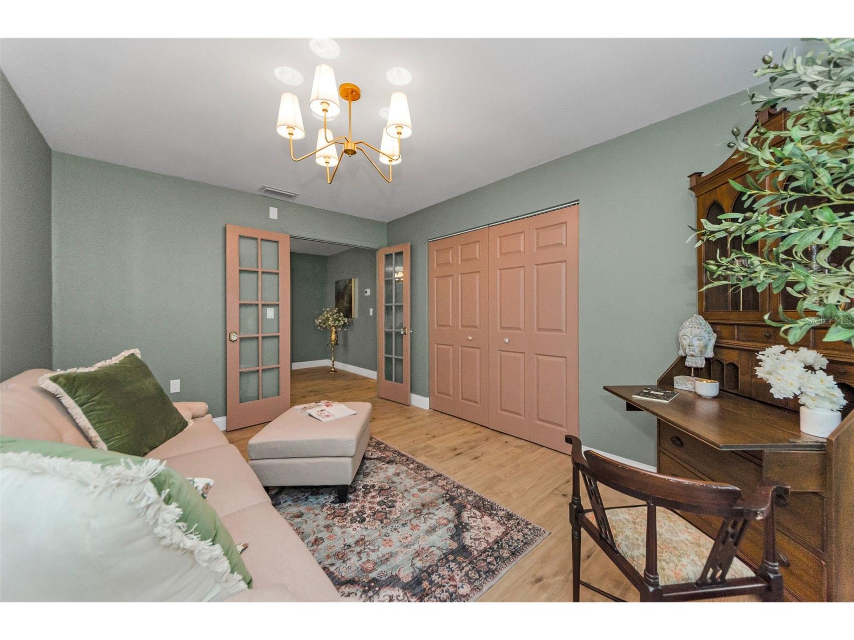 1558 Cottonwood Terrace Dunedin FL 34698 TB8393587 image28