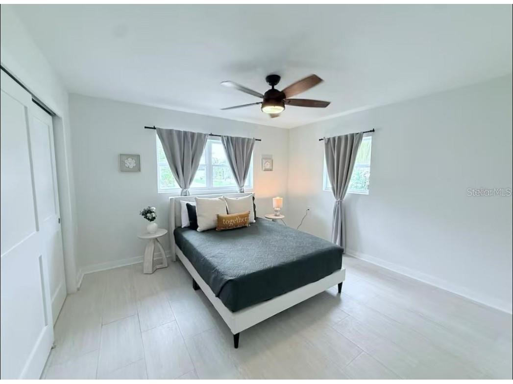 1558 Delaware Avenue NE Saint Petersburg FL 33703 TB8447230 image10