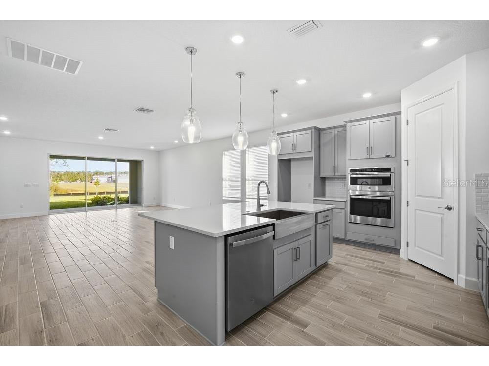 1558 Trailhead Lane Zephyrhills FL 33541 TB8455048 image3