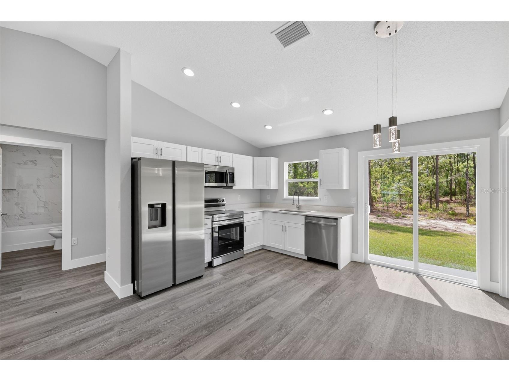 15586 SW 38th Place Ocala FL 34481 OM719833 image8