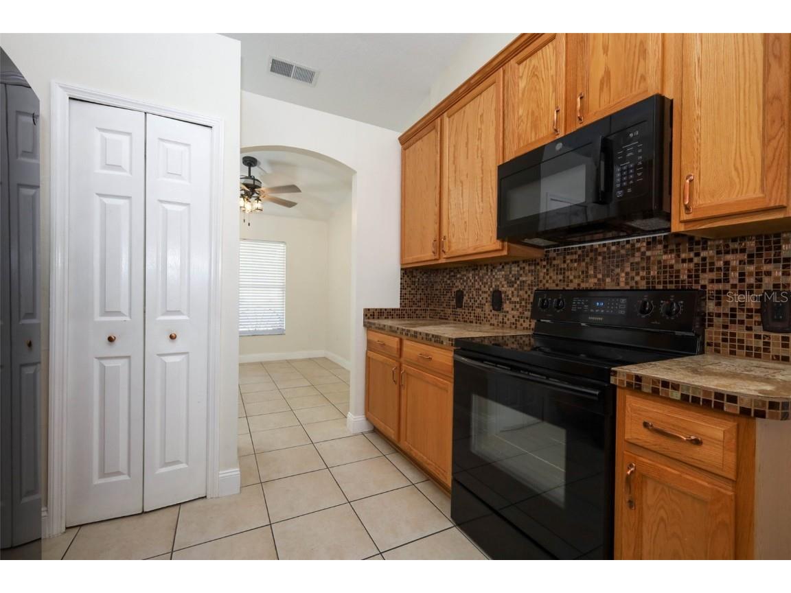 1559 5th Avenue Deland FL 32724 V4945956 image17