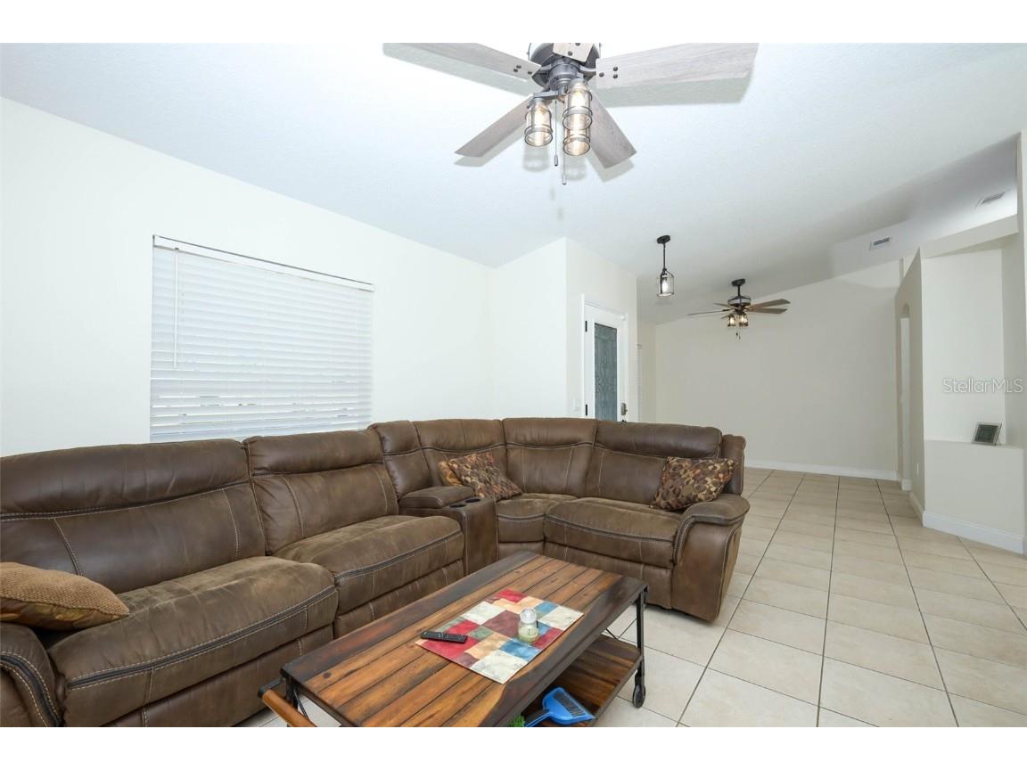 1559 5th Avenue Deland FL 32724 V4945956 image7