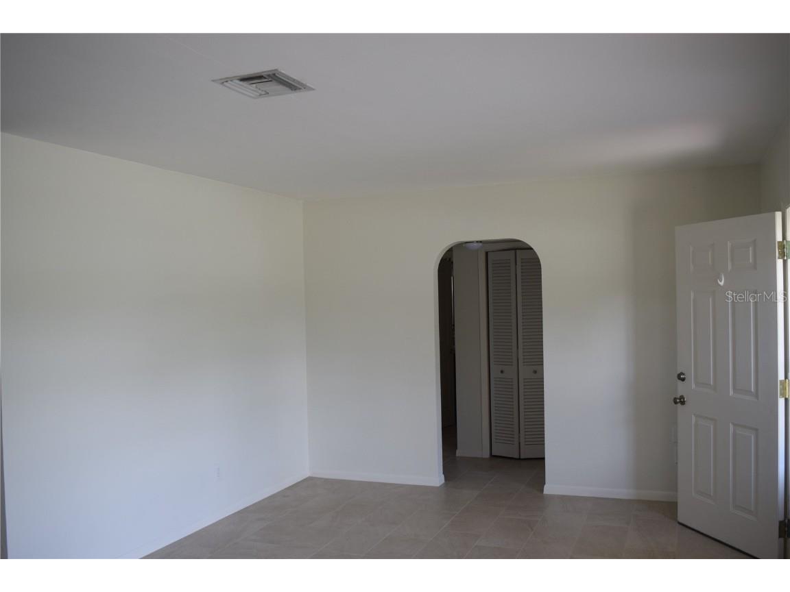 1559 Barry Road Clearwater FL 33756 TB8436283 image3