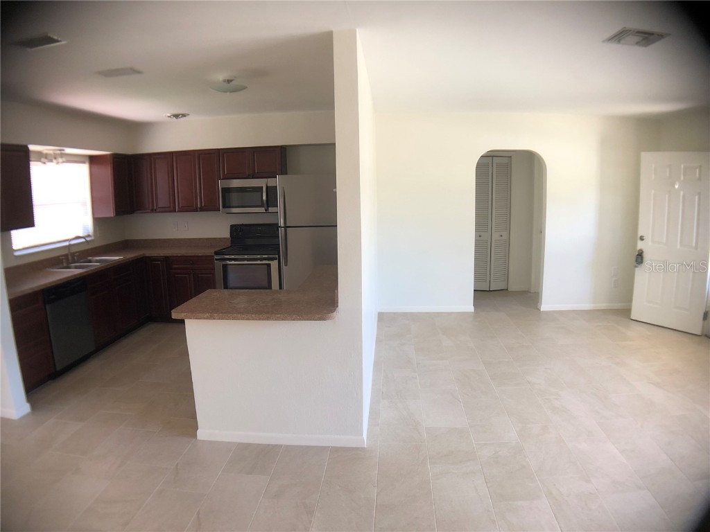 1559 Barry Road Clearwater FL 33756 TB8436283 image5