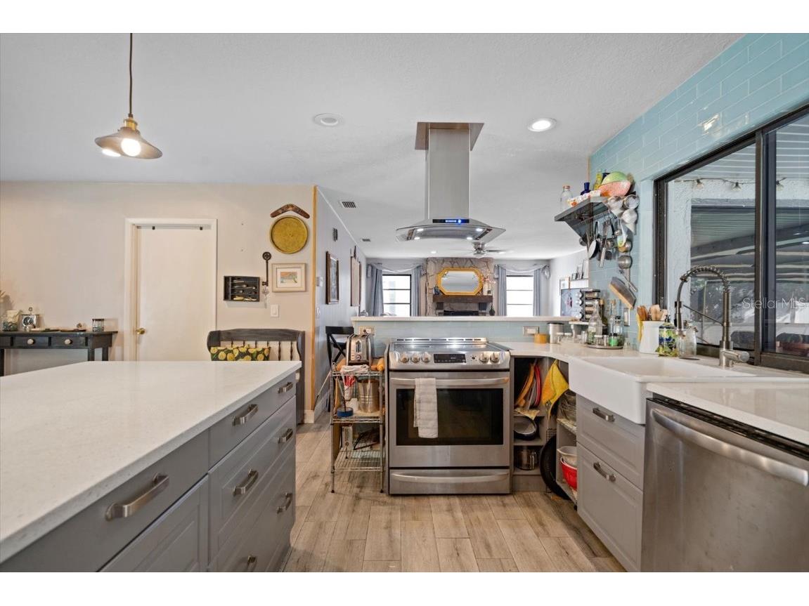 1559 Roxburg Lane Dunedin FL 34698 TB8452251 image8