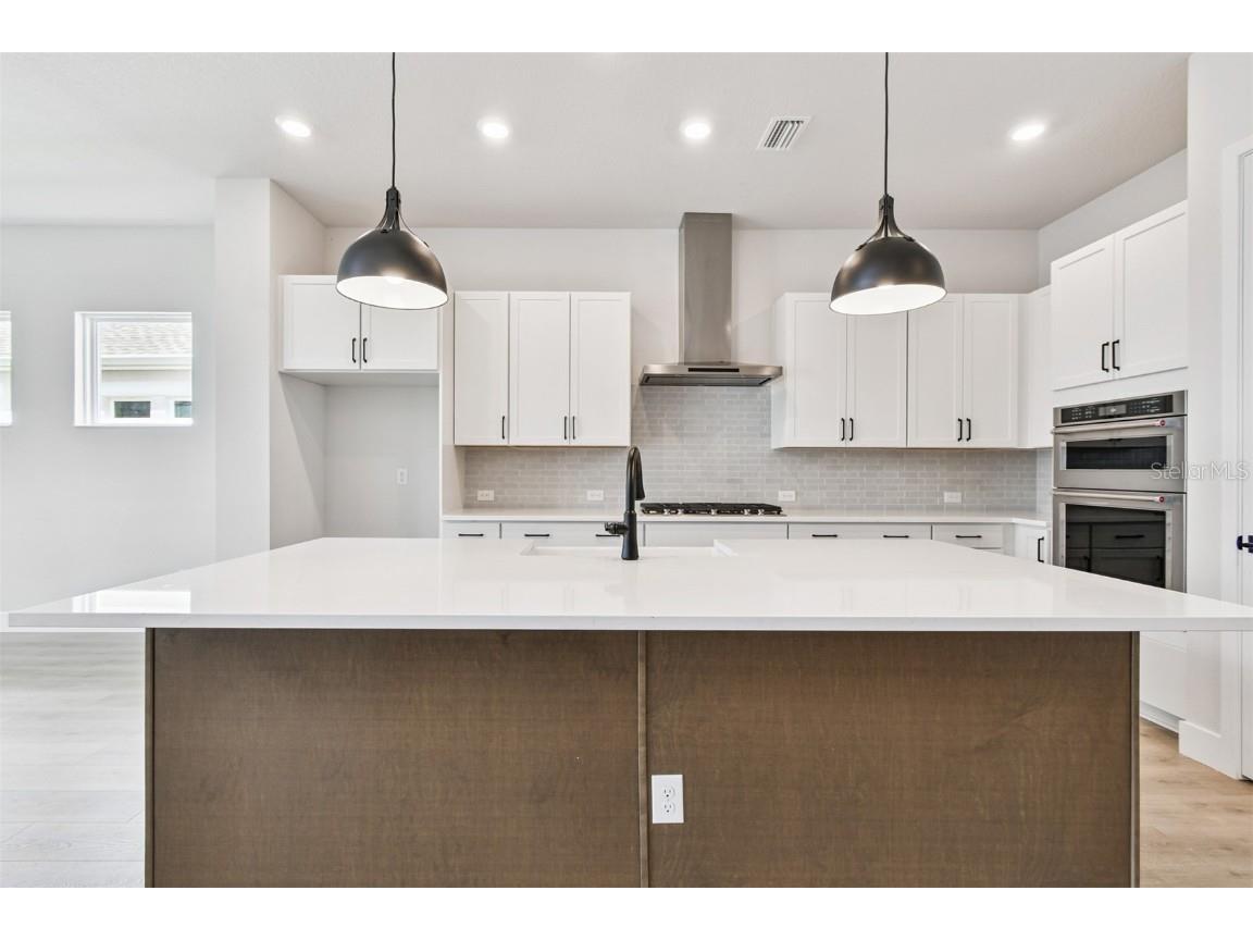 1559 Running Tide Place Sarasota FL 34240 - KINGFISHER LAKE TB8397341 image5