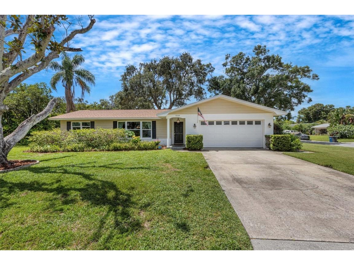 1559 Souvenir Drive Clearwater FL 33755 U8251455 image1