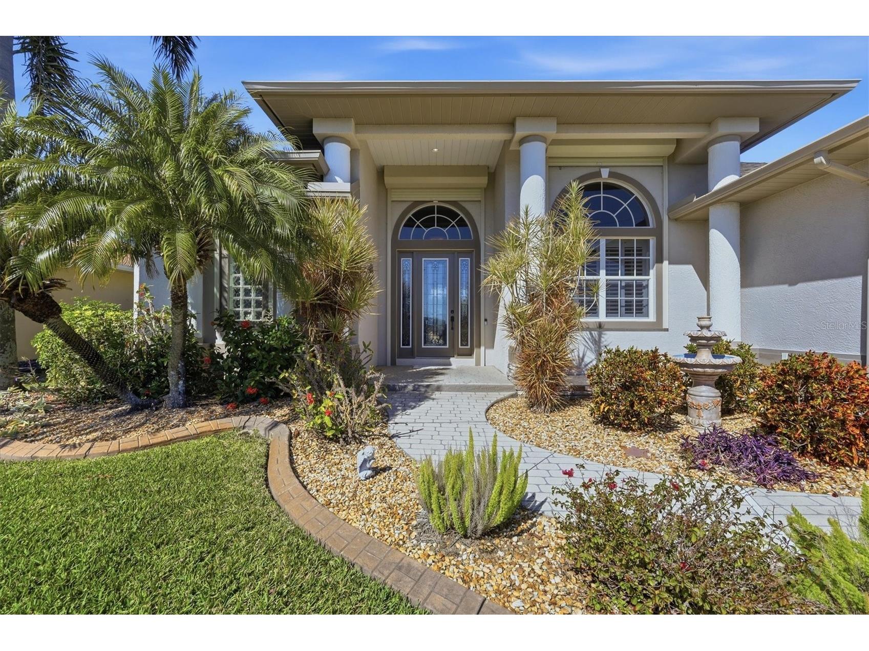 15594 Staunton Circle Port Charlotte FL 33981 - STAUNTON WATERWAY D6146114 image1
