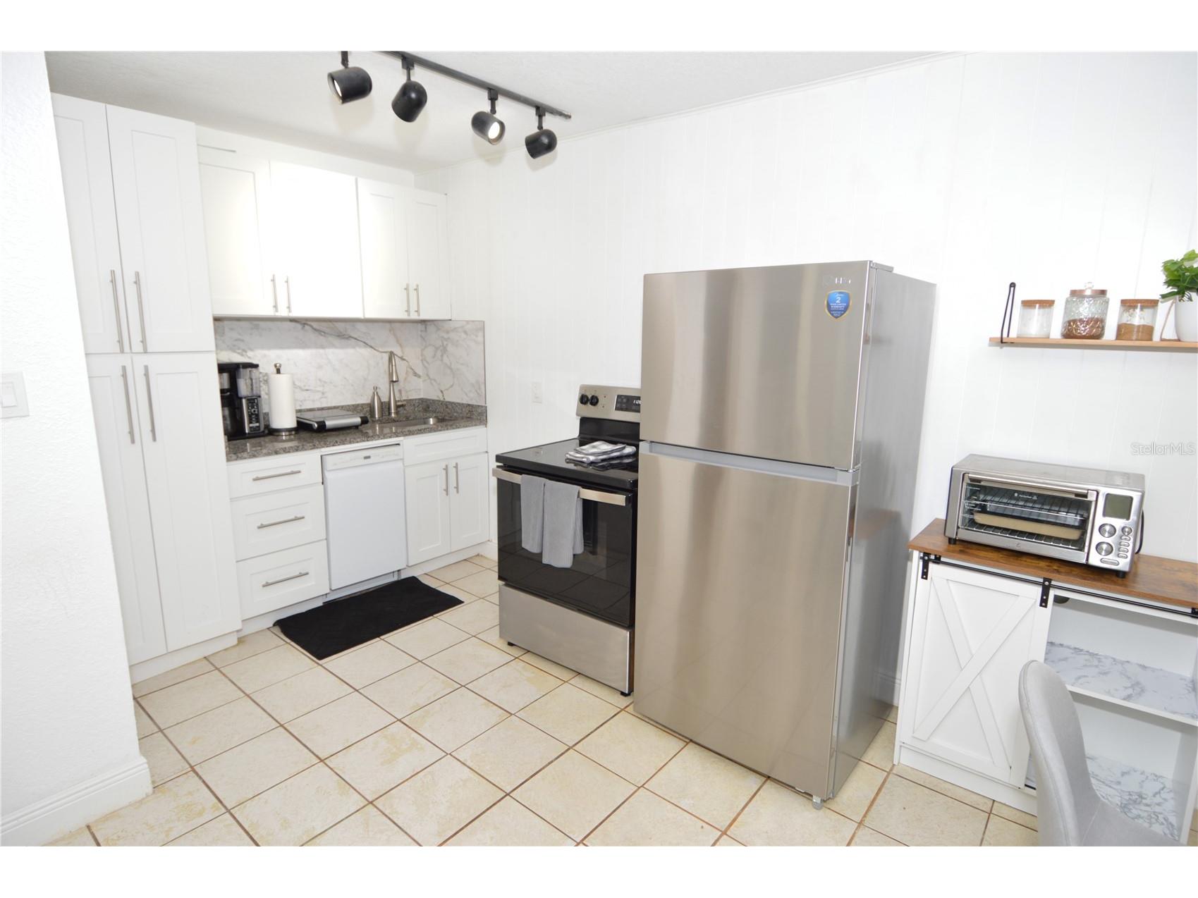 156 146th Avenue E #A Madeira Beach FL 33708 TB8488282 image11