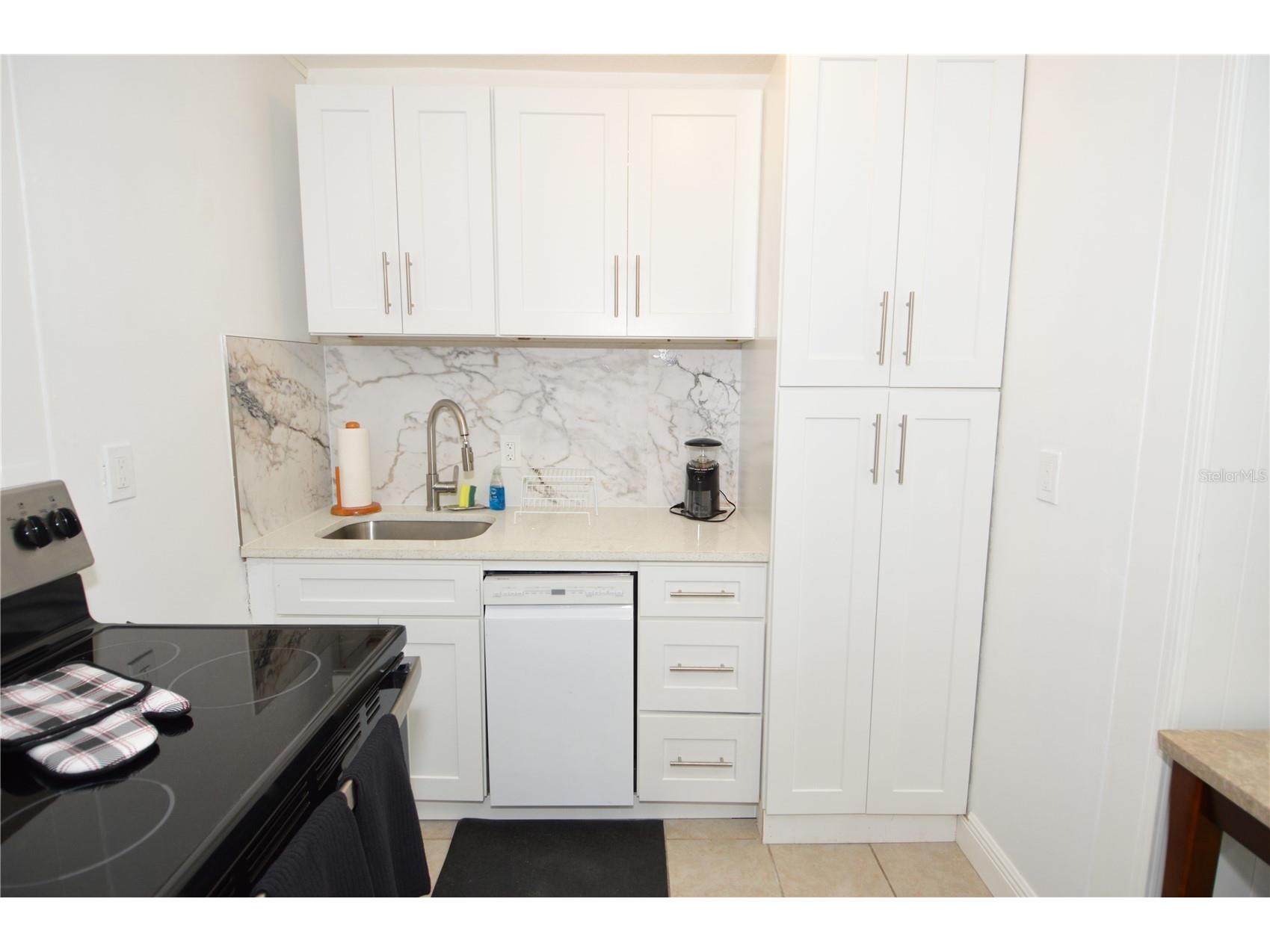 156 146th Avenue E #B Madeira Beach FL 33708 TB8488282 image14