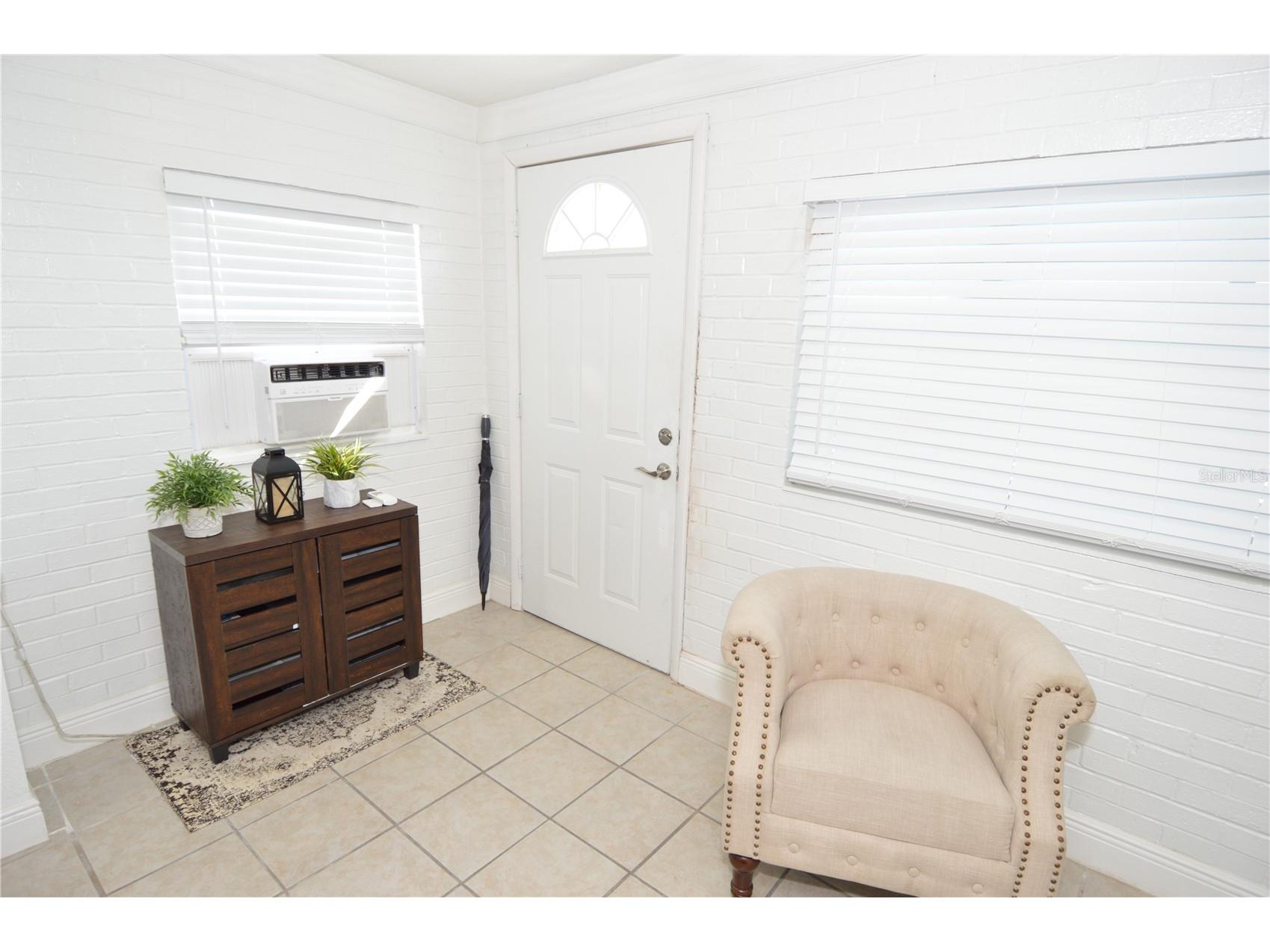 156 146th Avenue E #B Madeira Beach FL 33708 TB8488282 image5