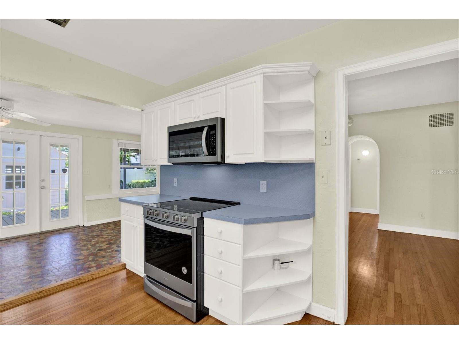 156 21st Avenue NE Saint Petersburg FL 33704 TB8505579 image18