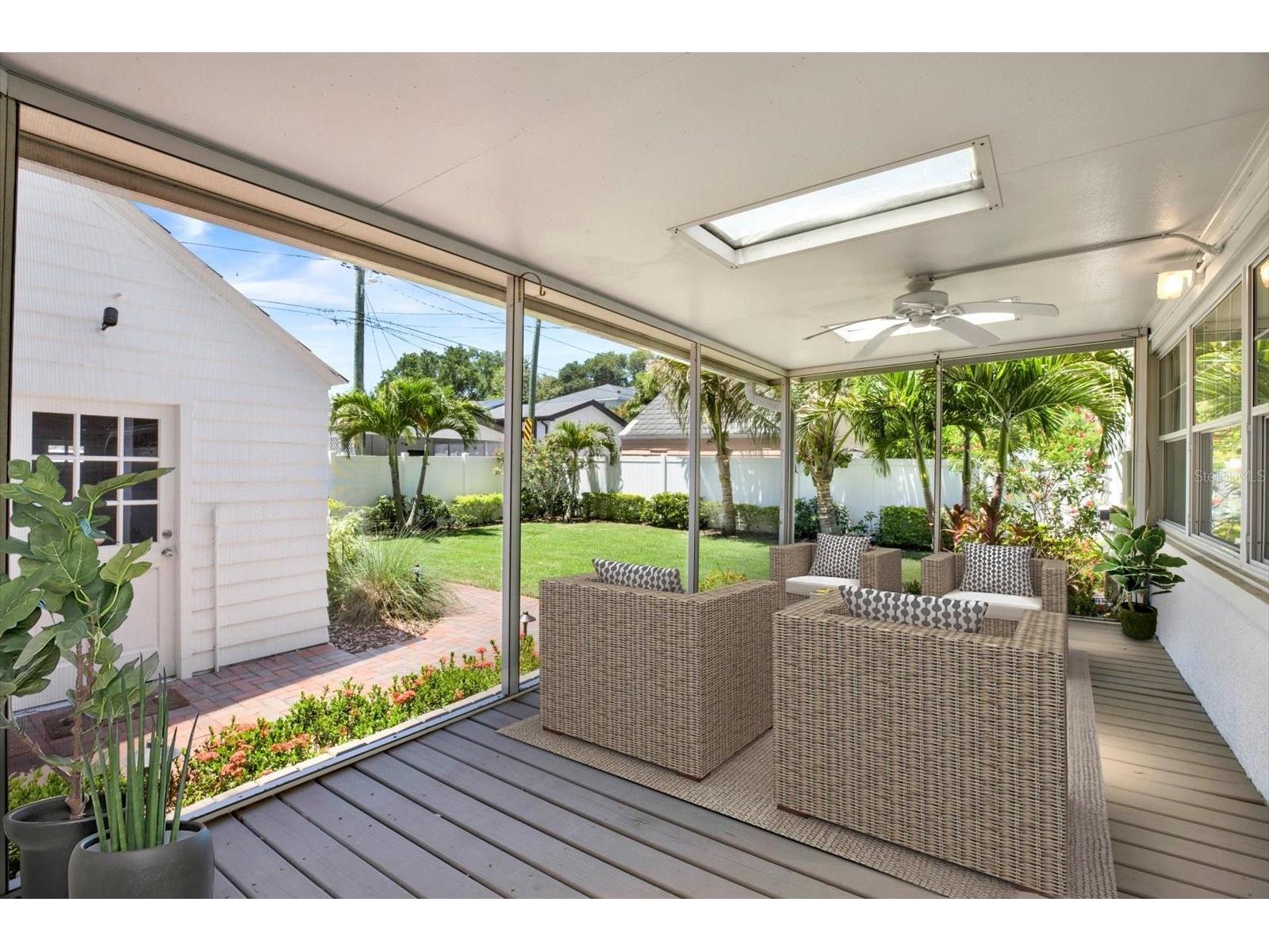 156 21st Avenue NE Saint Petersburg FL 33704 TB8505579 image36