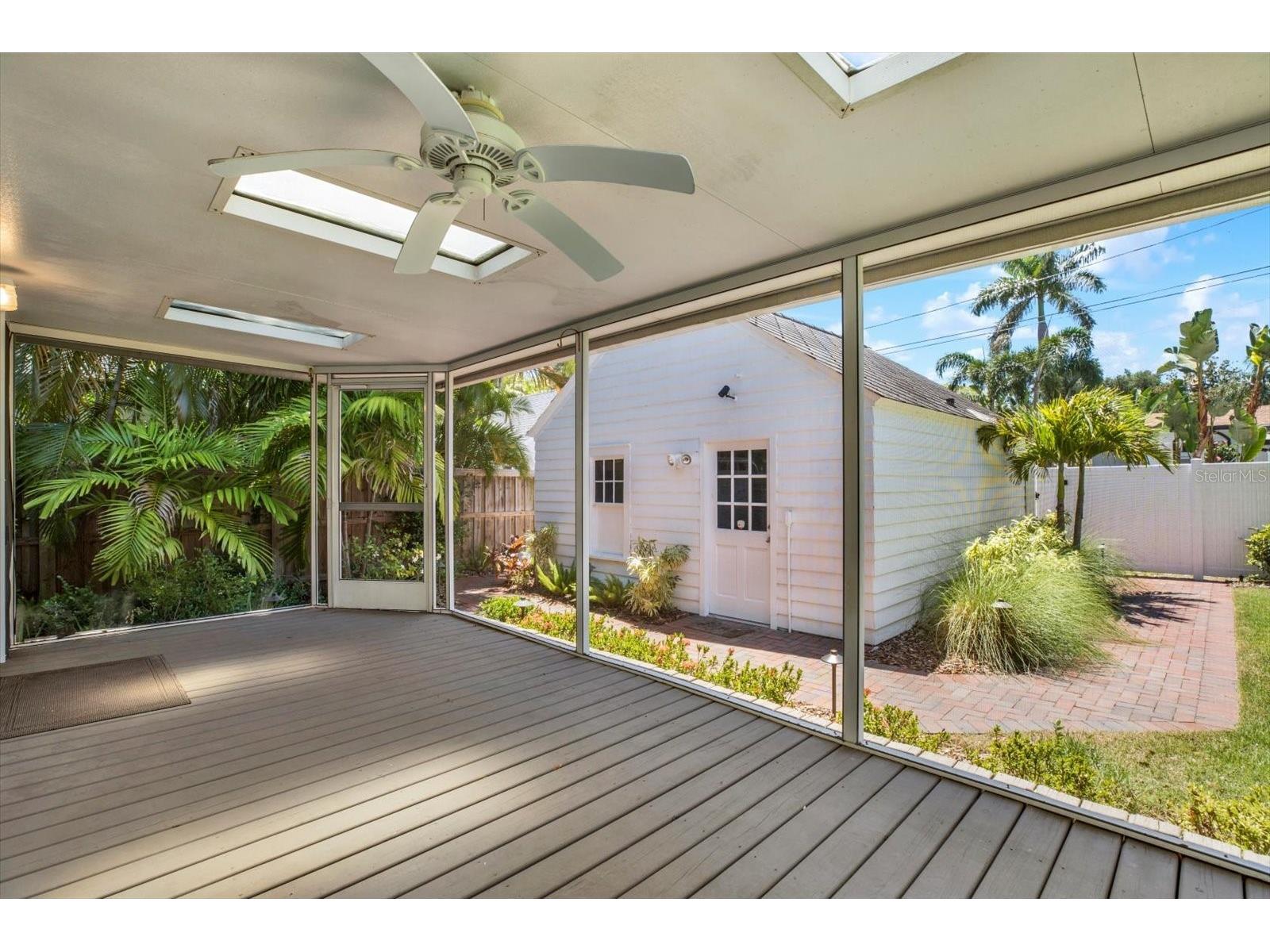 156 21st Avenue NE Saint Petersburg FL 33704 TB8505579 image38