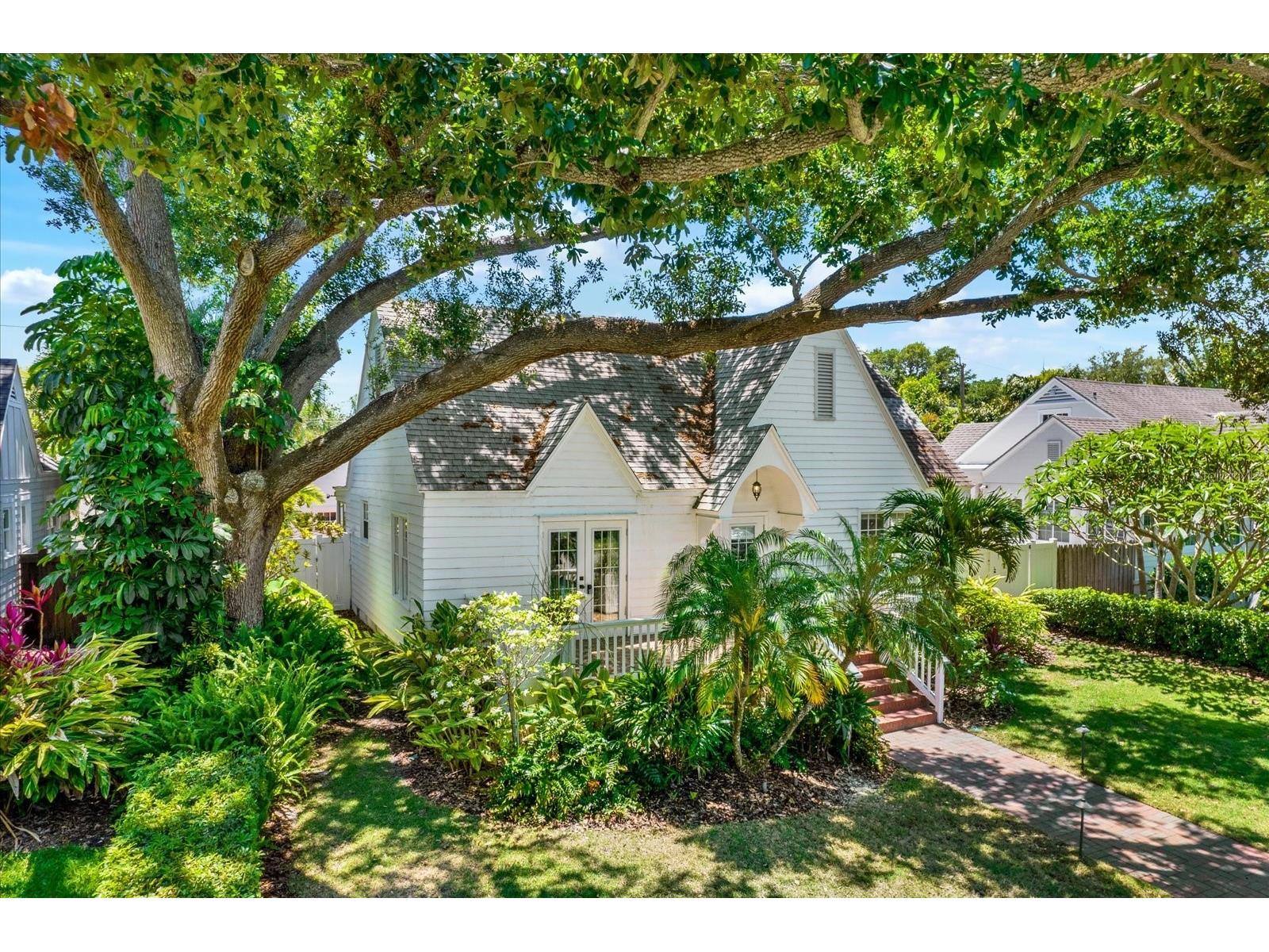 156 21st Avenue NE Saint Petersburg FL 33704 TB8505579 image47