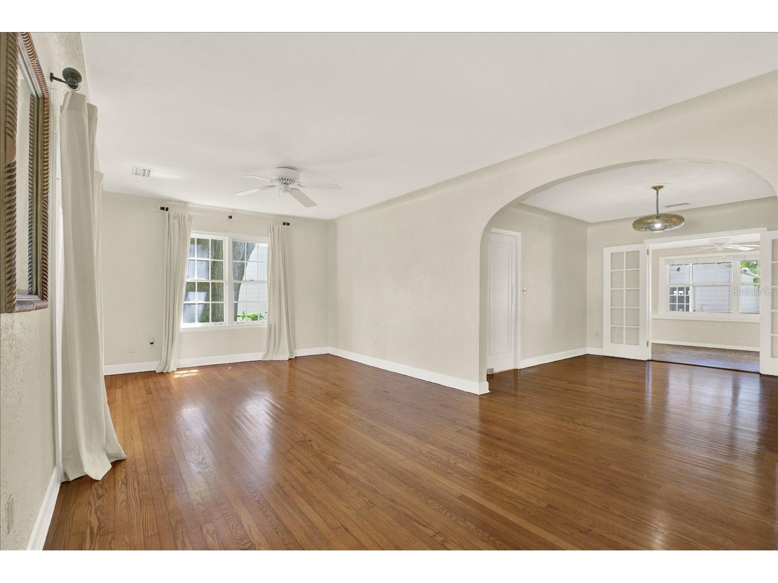 156 21st Avenue NE Saint Petersburg FL 33704 TB8505579 image6
