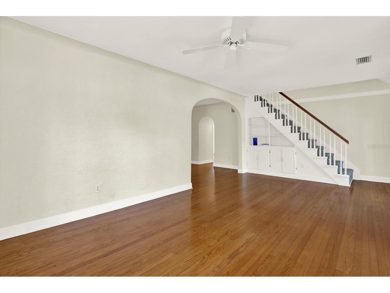 156 21st Avenue NE Saint Petersburg FL 33704 TB8505579 image7