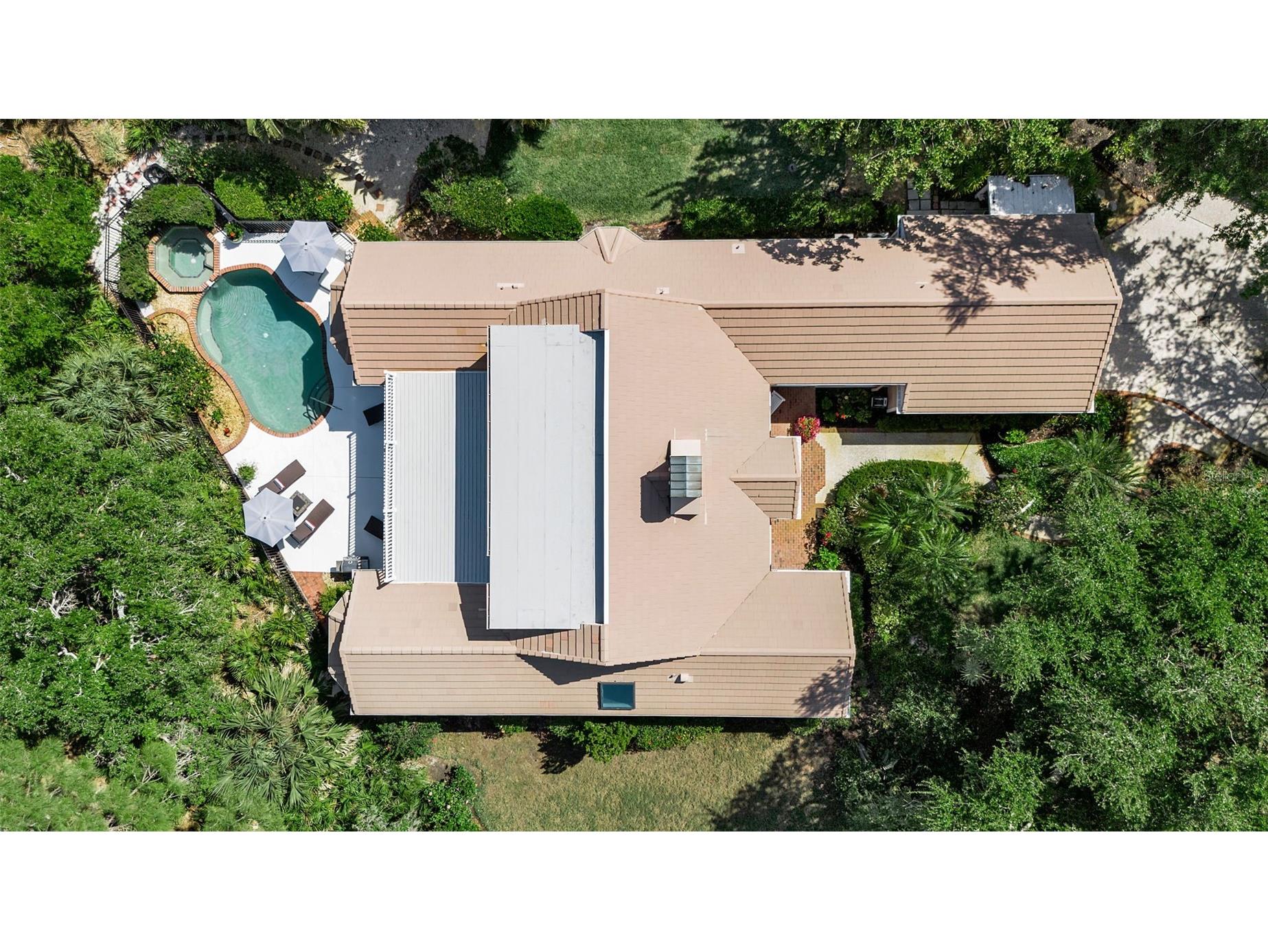 156 Bishops Court Road Osprey FL 34229 A4691664 image10