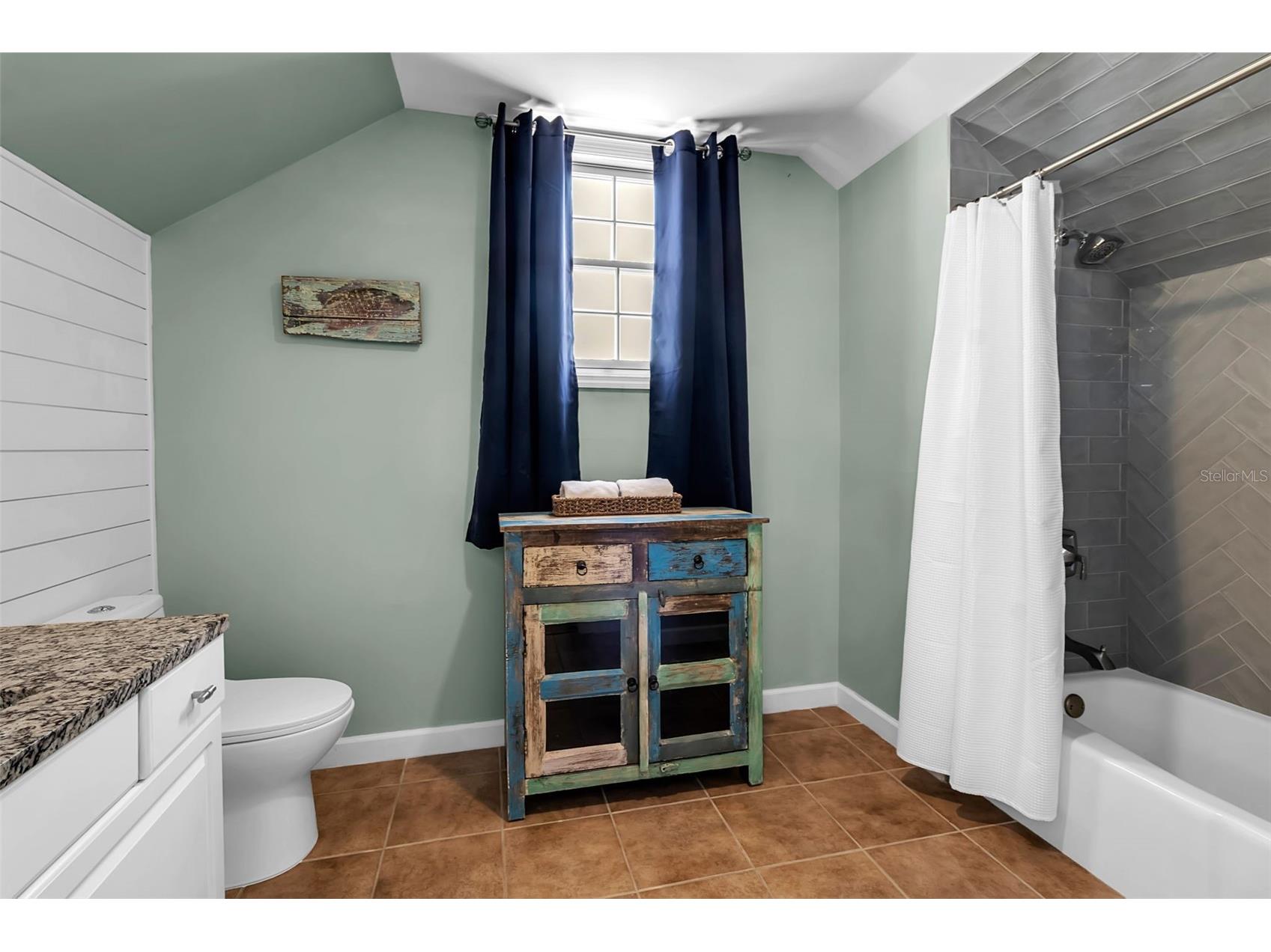 156 Bishops Court Road Osprey FL 34229 A4691664 image62