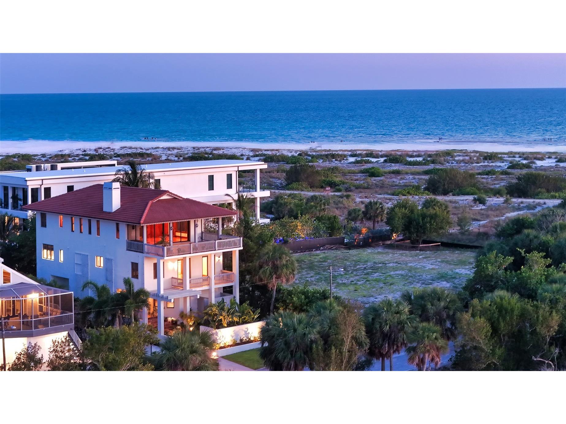 156 Emerson Drive Sarasota FL 34236 A4692362 image1