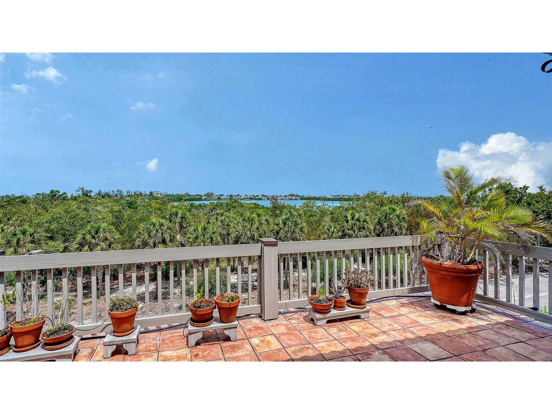 156 Emerson Drive Sarasota FL 34236 A4692362 image18