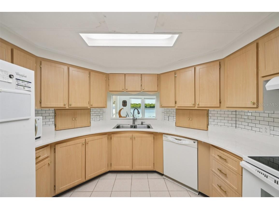 156 Martinique Road North Port FL 34287 - MYAKKA RIVER A4676518 image5