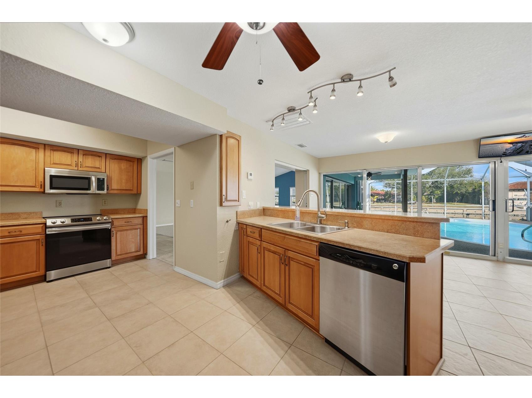 156 Morgan Lane SE Port Charlotte FL 33952 - MORGAN WATERWAY C7521312 image15