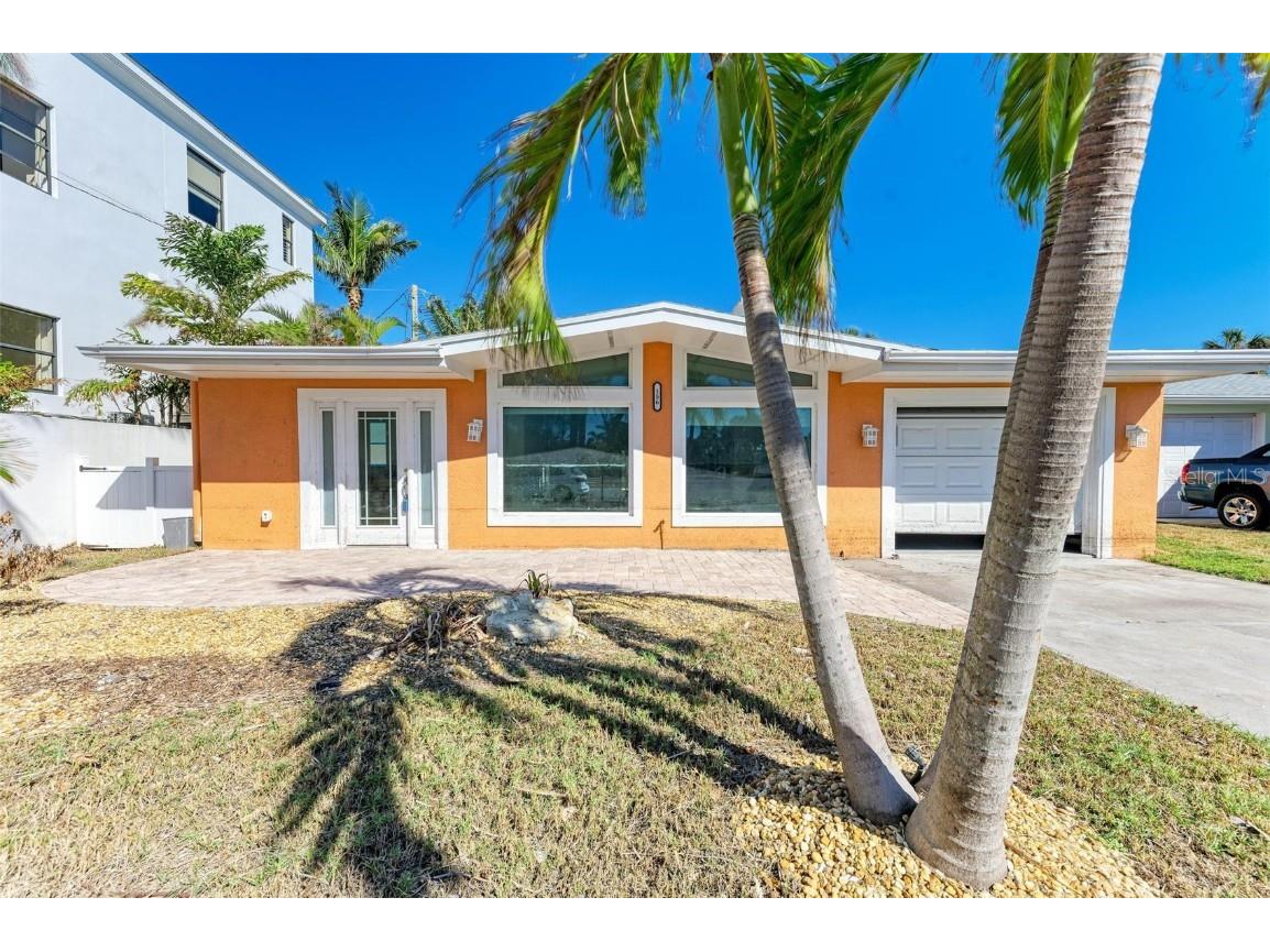 156 N Blvd Of The Presidents Sarasota FL 34236 A4630539 image1