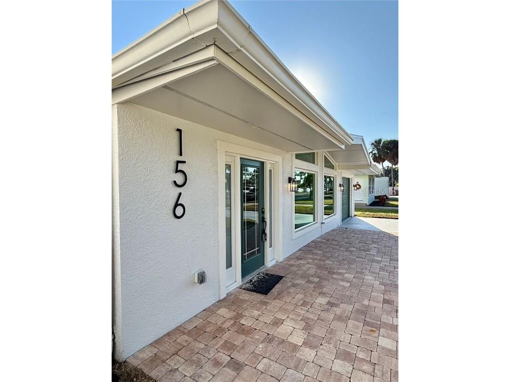 156 N Blvd Of The Presidents Sarasota FL 34236 O6326837 image2