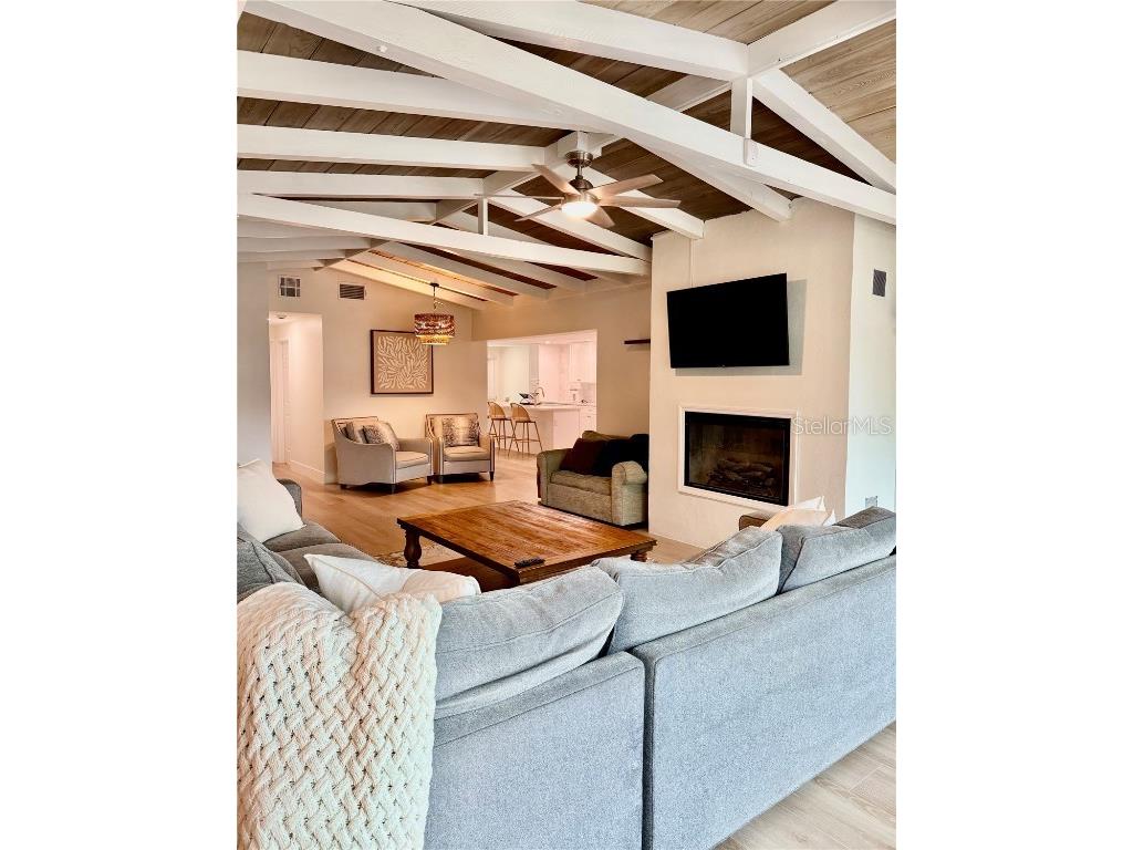 156 N Blvd Of The Presidents Sarasota FL 34236 O6326837 image5