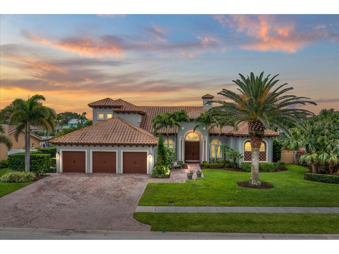 156 Saint Croix Avenue Cocoa Beach FL 32931 O6108248 image1
