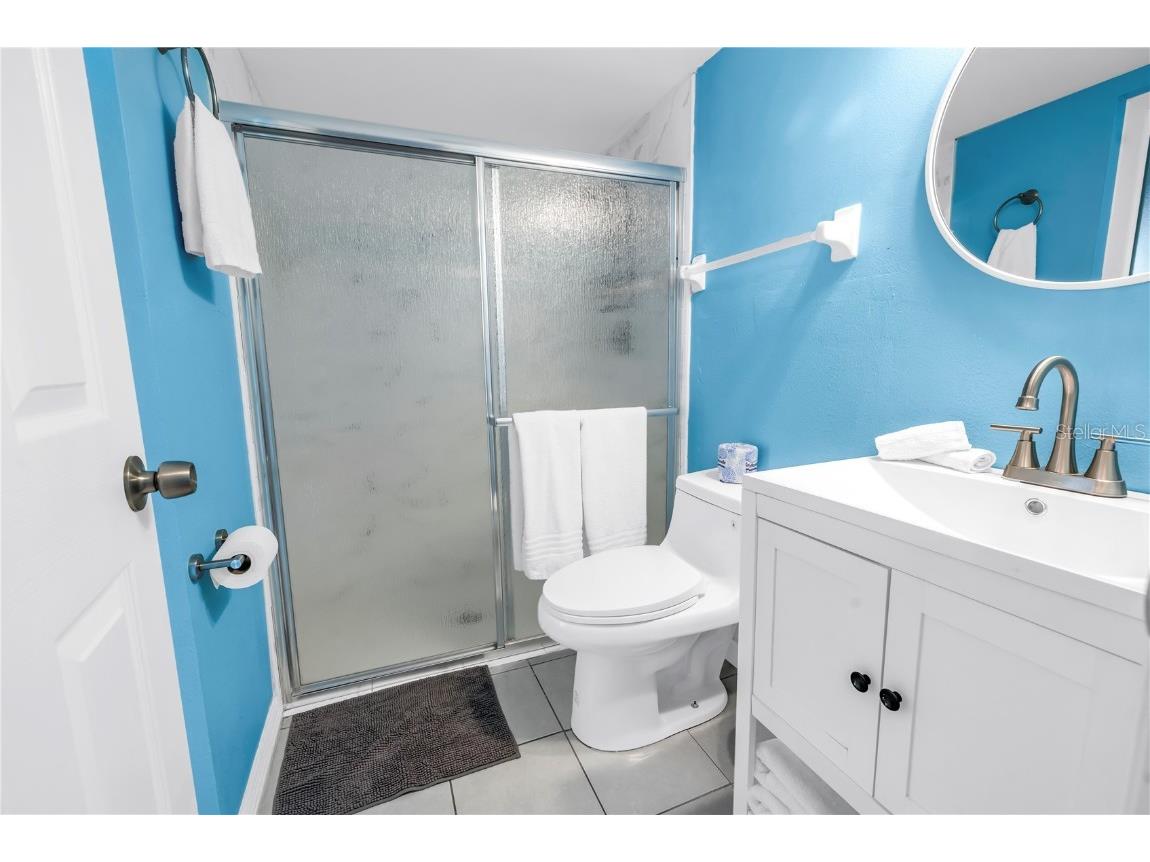 156 Siesta Drive Sarasota FL 34242 A4661717 image10