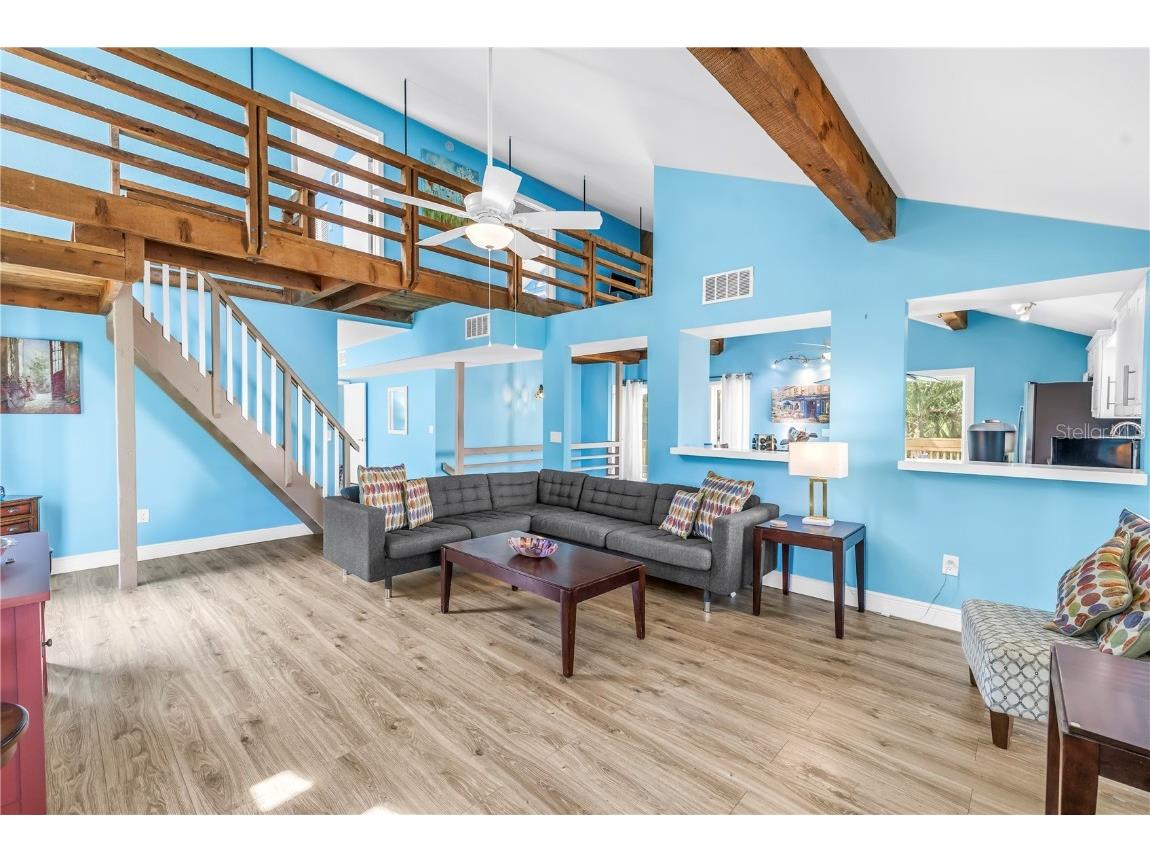 156 Siesta Drive Sarasota FL 34242 A4661717 image29