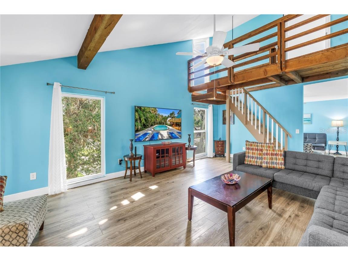 156 Siesta Drive Sarasota FL 34242 A4661717 image30