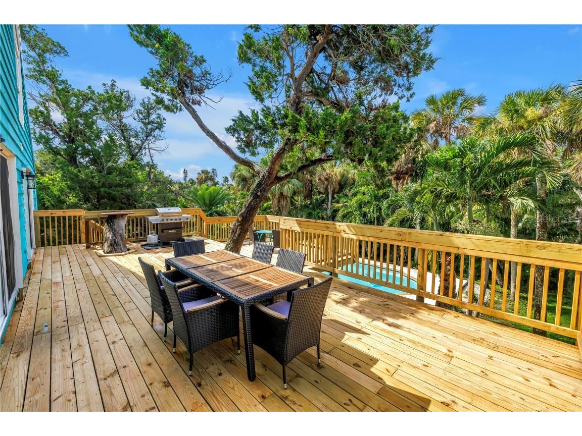 156 Siesta Drive Sarasota FL 34242 A4661717 image46