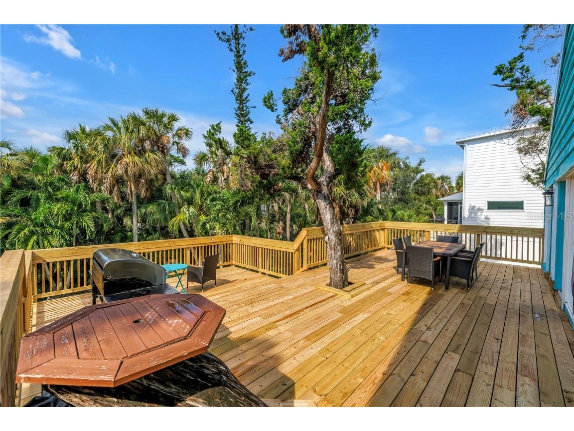 156 Siesta Drive Sarasota FL 34242 A4661717 image51