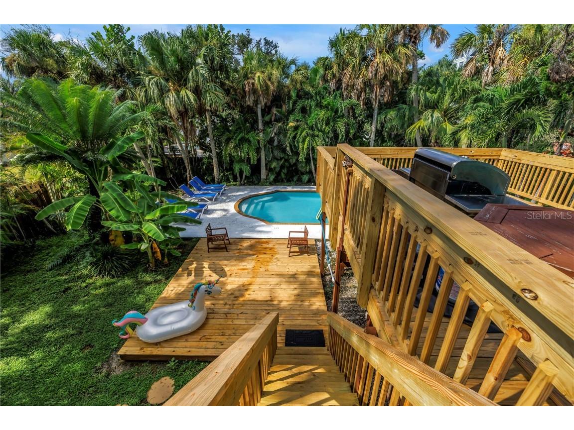 156 Siesta Drive Sarasota FL 34242 A4661717 image58