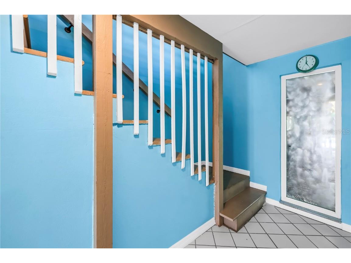 156 Siesta Drive Sarasota FL 34242 A4661717 image6